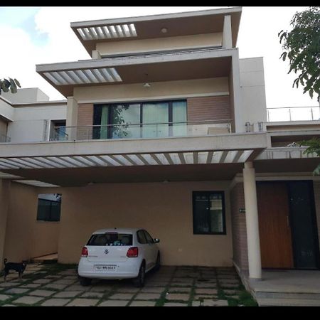 Brigade Orchards Hotell Devanahalli Eksteriør bilde